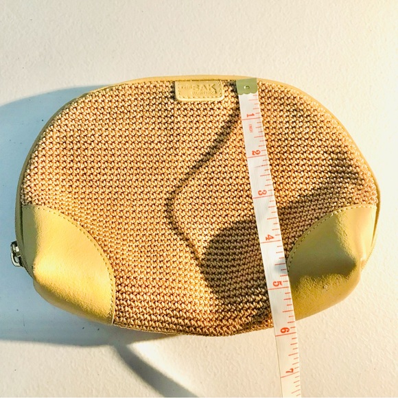 NWOT The Sak x Elliott Lucca Signature Crochet Cosmetic Bag - Picture 7 of 8